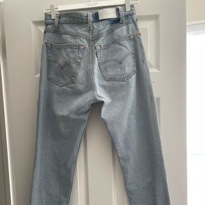 RE/DONE size 26 Levi in Indigo Blue.  Only worn once.  Light fading and distress